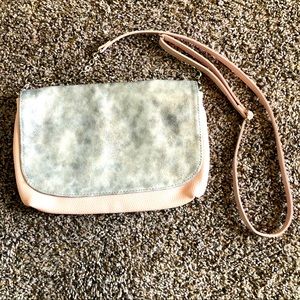 Thirty-One Studio Crossbody Silver/Peach